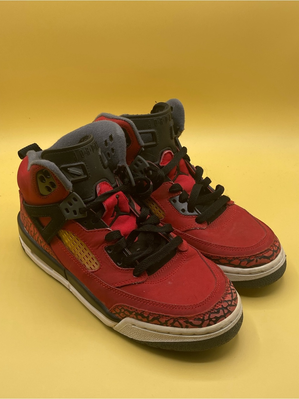 the Jordan Spizike Low "Toro" - Picture 1 of 4